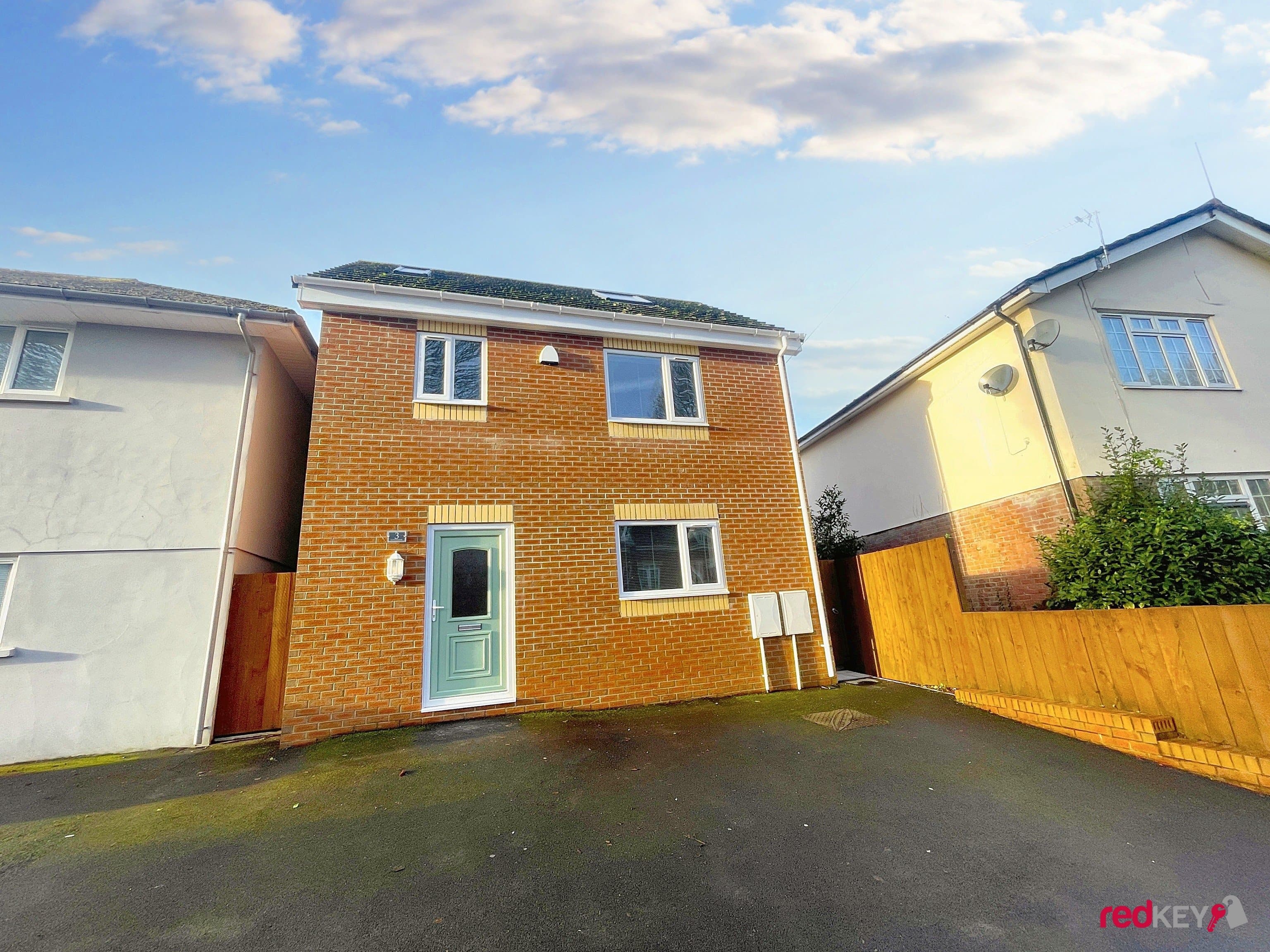 Sunnybank, Plasmawr Road, Fairwater, CF5 3XN