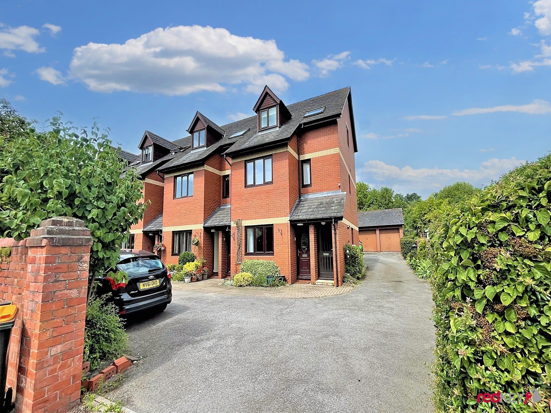 Uskvale Mews, Caerleon, NP18 1NE