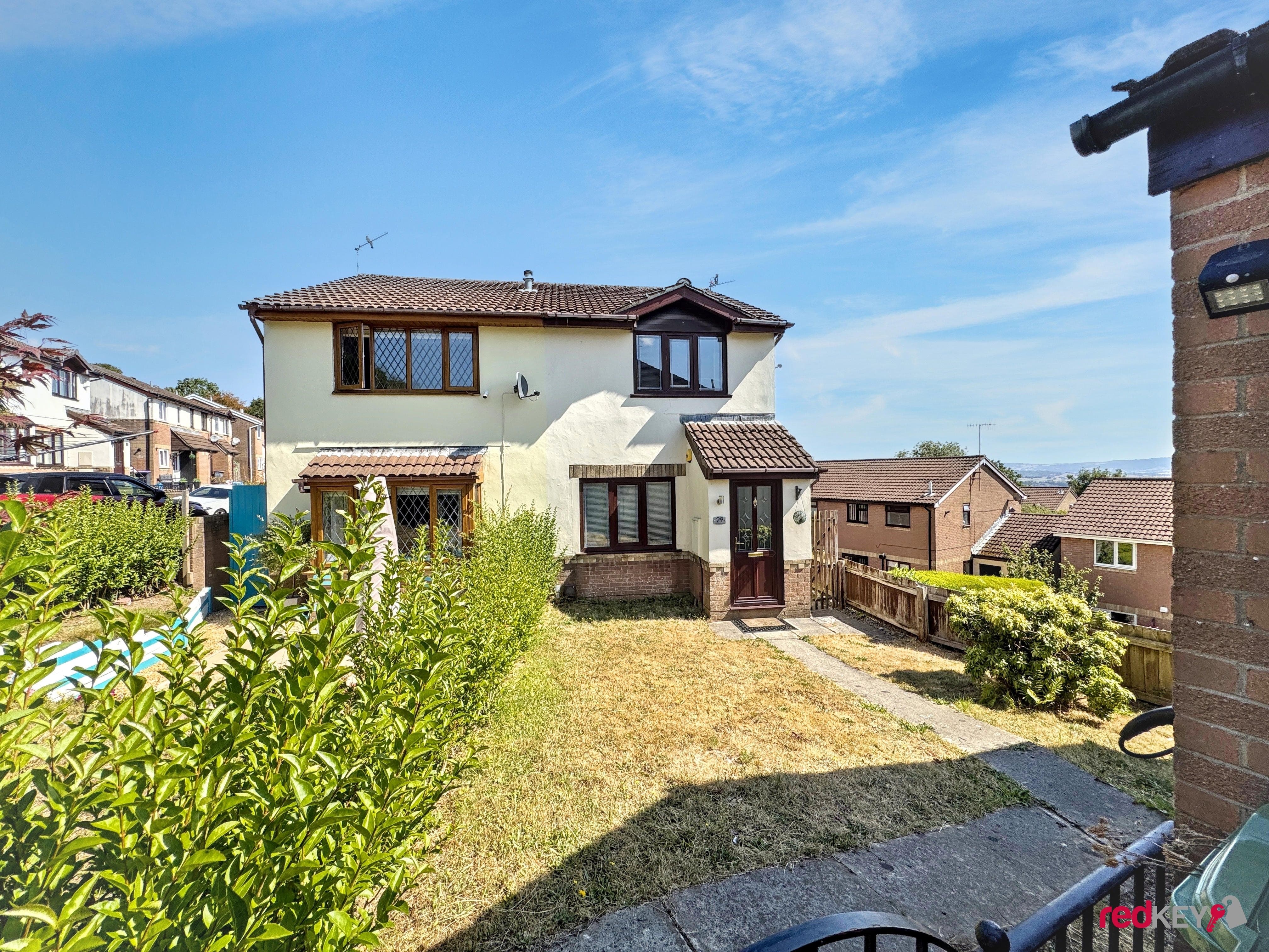 Oaklands View, Greenmeadow, Cwmbran, NP44 5ED