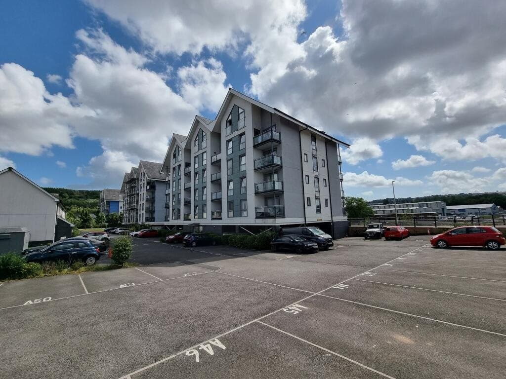 Royal Sovereign Apartments, Copper Quarter, Swansea, SA1 7FH